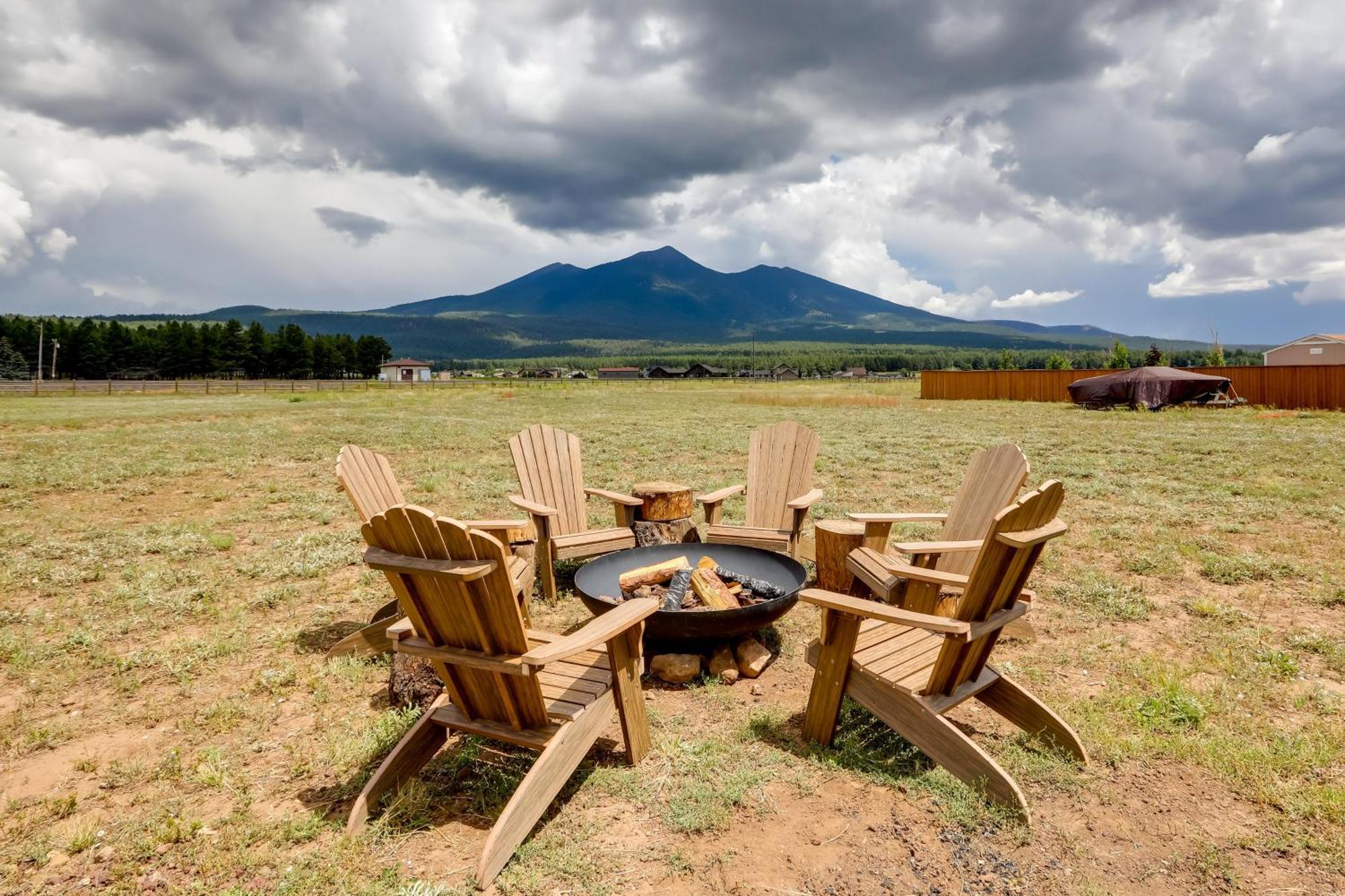 Vistas Bonitas Home With Patio 7 Mi To Snowbowl! フラッグスタッフ エクステリア 写真